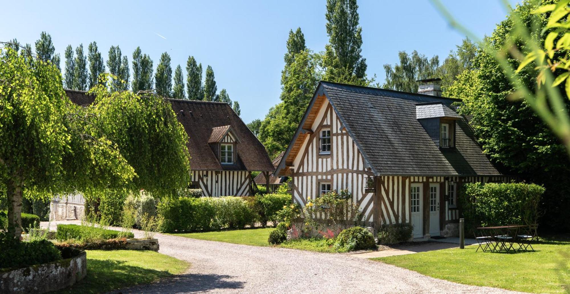Les Manoirs Des Portes De Deauville - Small Luxury Hotel Of The World Canapville  외부 사진